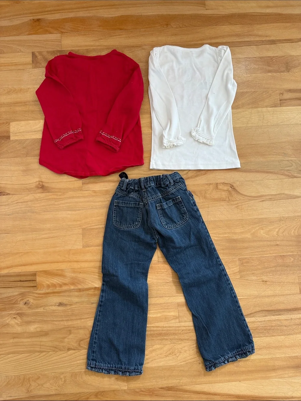 Gymboree White & Red Long-Sleeve Tee Set with Holiday Graphic